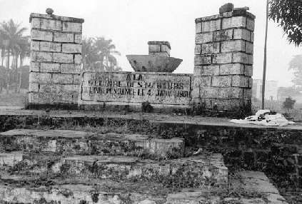 Le monument des martyrs de l'indpendance  Mbandaka.